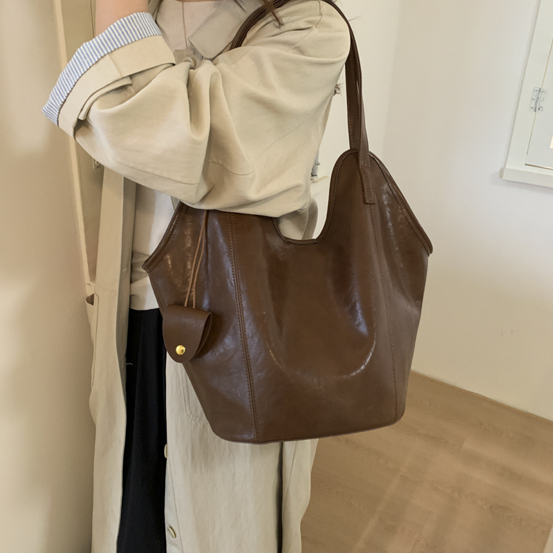 PU Solid Color Sewing Fashion  - Women Bags Branded Sale recension och pris