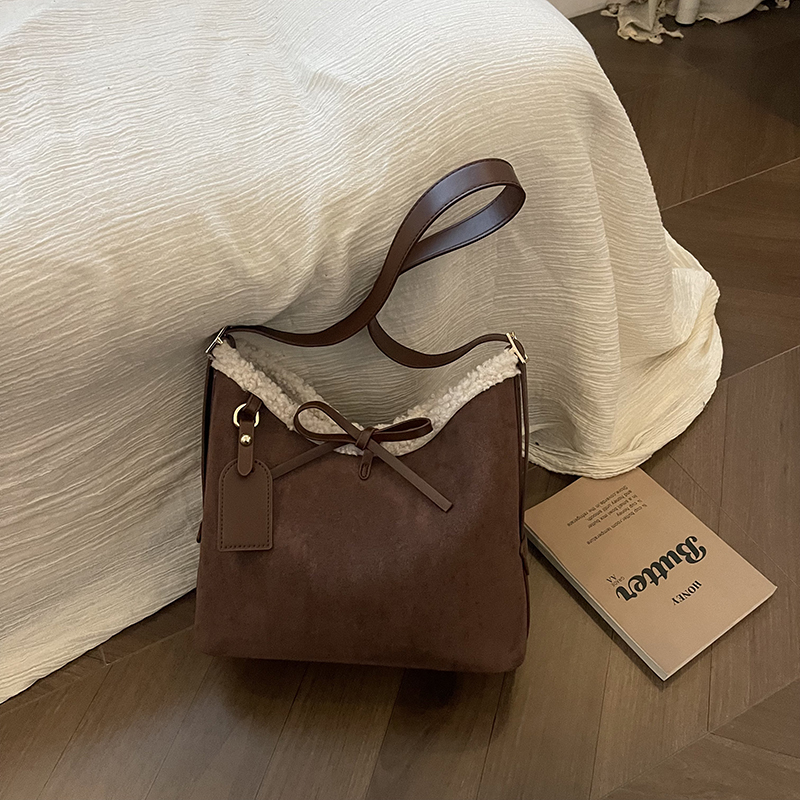 Faux Suede Solid Color Bow Cro - Women Bags Branded Sale recension och pris