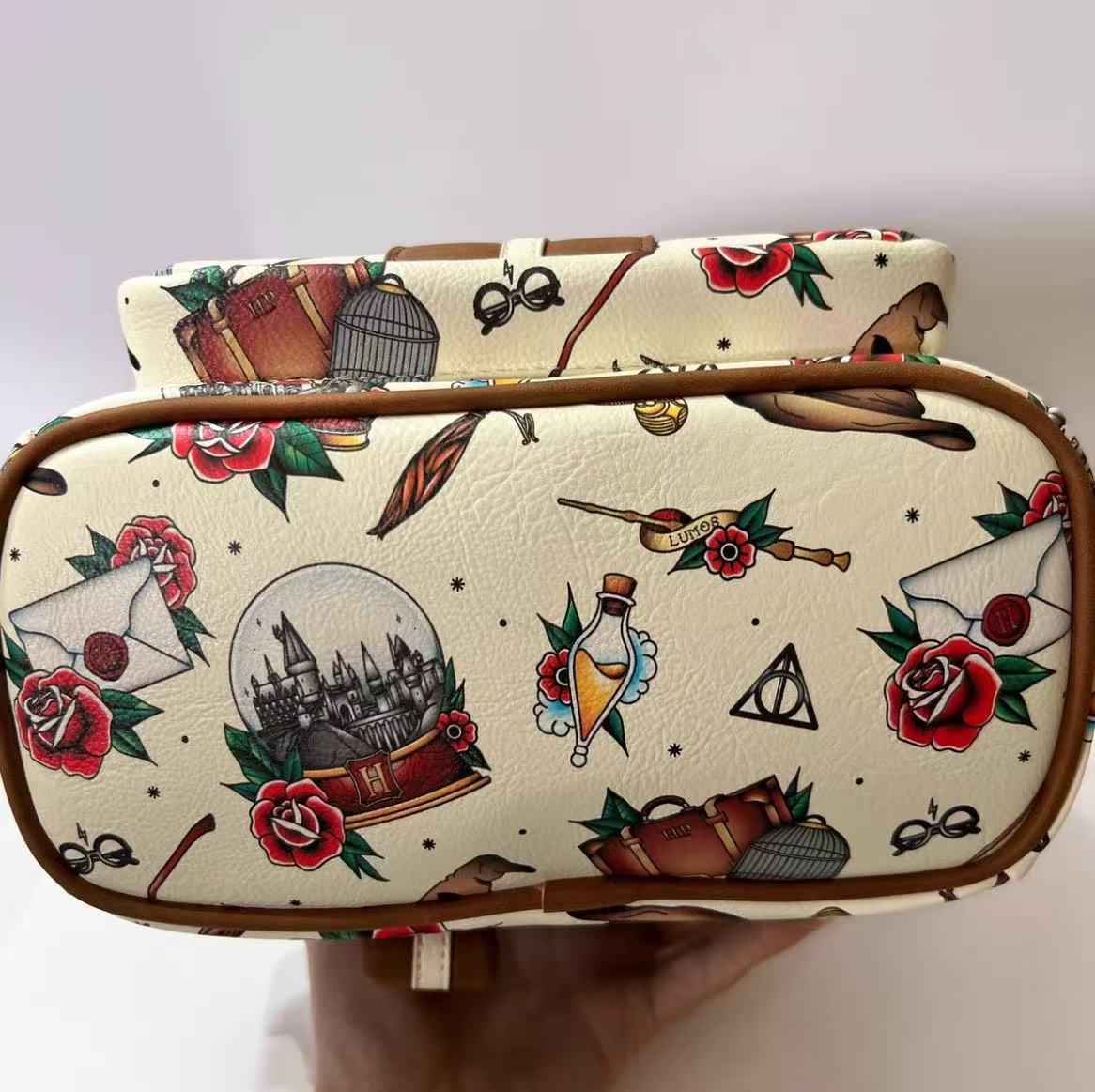 Cute Loungefly Double Strap Ba - Women Bags Collection recension och pris